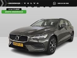 Grijs Gebruikt 2021 Volvo V60 Momentum Stationwagen | € 29.694 (Super prijs)