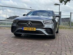 Grijs Gebruikt 2020 Mercedes E200 AMG Sedan | € 39.500 (Duur)