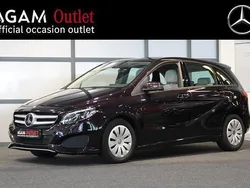 Paars Gebruikt 2015 Mercedes B180 Ambition MPV | € 16.695 (Eerlijke prijs)