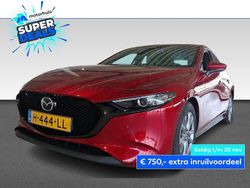 Rood Gebruikt 2020 Mazda 3 Comfort Hatchback | € 18.445 (Eerlijke prijs)