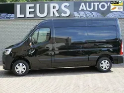 Zwart Gebruikt 2022 Renault Master Van | € 35.450