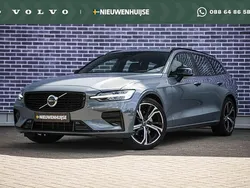 Grijs Gebruikt 2023 Volvo V60 Plus Stationwagen | € 38.899 (Iets duurder)