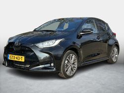 Gebruikt 2024 Toyota Yaris Hybrid X-plore SUV | € 32.749 (Duur)