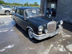 Zwart Gebruikt 1965 Mercedes 190 Sedan | € 12.000