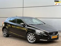 Zwart Gebruikt 2015 Volvo V40 CC Ocean Race Stationwagen | € 7.450 (Goede deal)