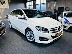 Wit Gebruikt 2017 Mercedes B180 Business MPV | € 6.550