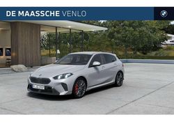 Grijs Nieuw 2025 BMW 120 Comfort Edition Hatchback | € 56.446 (Iets duurder)
