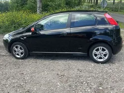 Zwart Gebruikt 2008 Fiat Grande Punto Dynamic Hatchback | € 2.000 (Eerlijke prijs)