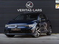 Blauw Gebruikt 2024 VW Golf VIII R-line Hatchback | € 29.650 (Goede deal)