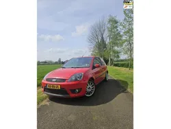 Rood Gebruikt 2007 Ford Fiesta S Hatchback | € 1.199