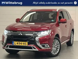 Rood Gebruikt 2021 Mitsubishi Outlander Intense SUV | € 27.925 (Eerlijke prijs)