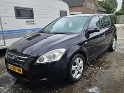 Zwart Gebruikt 2008 Kia Ceed MPV | € 1.950 (Eerlijke prijs)