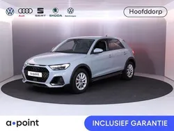 , metallic lak Gebruikt 2024 Audi A1 Advanced Hatchback | € 35.849 (Duur)