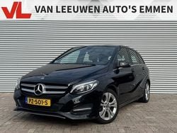 Zwart Gebruikt 2017 Mercedes B180 Ambition MPV | € 14.700 (Eerlijke prijs)