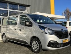 Grijs Gebruikt 2016 Renault Trafic Expression Van | € 23.950