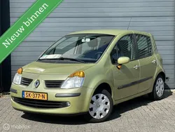Groen Gebruikt 2004 Renault Modus Authentique MPV | € 1.150 (Eerlijke prijs)