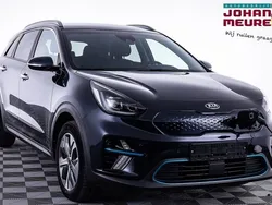Blauw, metallic lak Gebruikt 2021 Kia e-Niro SUV | € 23.990 (Super prijs)