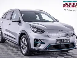 Zilver, metallic lak Gebruikt 2021 Kia e-Niro SUV | € 26.490 (Super prijs)