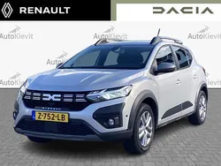 Hatchback Gebruikt 2023 Dacia Sandero Expression Hatchback | € 16.950 (Eerlijke prijs)