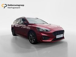 Rood Gebruikt 2020 Ford Focus Business Edition Stationwagen | € 18.945 (Eerlijke prijs)