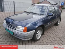 Blauw Gebruikt 1990 Opel Kadett Hatchback | € 3.950