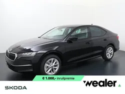 Zwart, metallic lak Nieuw 2025 Skoda Octavia Business Line Hatchback | € 35.840 (Super prijs)