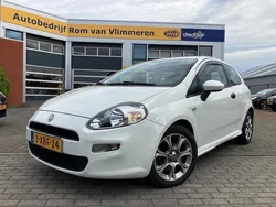 Wit Gebruikt 2014 Fiat Punto Street Hatchback | € 5.750 (Eerlijke prijs)