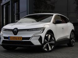 Wit Gebruikt 2023 Renault Mégane IV Techno Hatchback | € 21.950