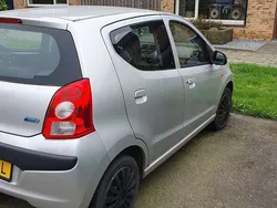 Grijs Gebruikt 2010 Nissan Pixo Hatchback | € 3.500 (Iets duurder)