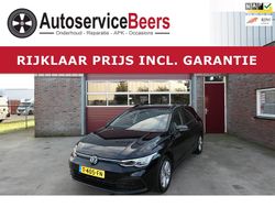 Zwart Gebruikt 2023 VW Golf VIII Business Stationwagen | € 21.750 (Eerlijke prijs)