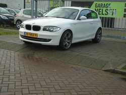 Wit Gebruikt 2009 BMW 118 Hatchback | € 1.500 (Super prijs)