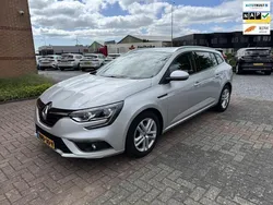 Grijs Gebruikt 2019 Renault Mégane GrandTour Zen Stationwagen | € 14.950 (Goede deal)