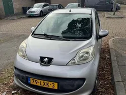 Grijs Gebruikt 2006 Peugeot 107 Hatchback | € 1.500 (Eerlijke prijs)