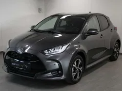 Grijs Nieuw 2025 Toyota Yaris Hybrid Comfort Hatchback | € 28.950 (Goede deal)