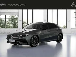 Grijs, metallic lak Nieuw 2025 Mercedes A250 Business Hatchback | € 50.187 (Iets duurder)