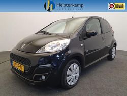 Zwart Gebruikt 2014 Peugeot 107 Envy Hatchback | € 5.950 (Iets duurder)