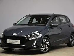 Grijs metallic Gebruikt 2024 Hyundai i20 Comfort Hatchback | € 19.440 (Eerlijke prijs)