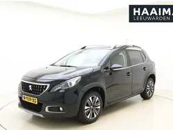 Zwart Gebruikt 2019 Peugeot 2008 Allure SUV | € 17.945 (Eerlijke prijs)