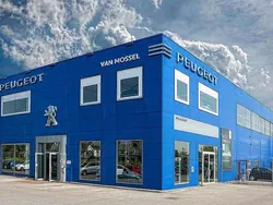 Oranje Gebruikt 2023 Peugeot 2008 Allure SUV | € 19.735 (Goede deal)