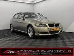 Beige, metallic lak Gebruikt 2011 BMW 318 Luxury Line Sedan | € 8.450 (Iets duurder)
