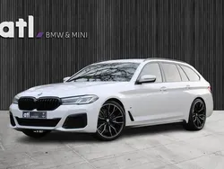 Wit Gebruikt 2022 BMW 520 M Sport Stationwagen | € 38.950 (Goede deal)