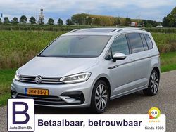 Grijs Gebruikt 2019 VW Touran Highline MPV | € 22.950 (Iets duurder)