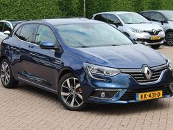 Blauw Gebruikt 2016 Renault Mégane IV Bose Edition Hatchback | € 13.999 (Duur)