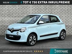 Bleu dragee (rpp) Gebruikt 2016 Renault Twingo Collection Hatchback | € 7.945 (Eerlijke prijs)