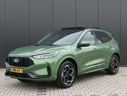 Groen Gebruikt 2024 Ford Kuga ST-Line SUV | € 37.940 (Eerlijke prijs)