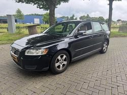 Zwart Gebruikt 2011 Volvo V50 Momentum Stationwagen | € 1.999 (Super prijs)