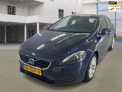 Blauw Gebruikt 2012 Volvo V40 Momentum Stationwagen | € 5.950 (Eerlijke prijs)