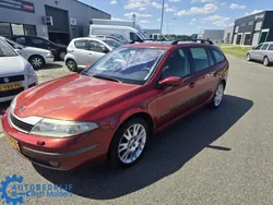 Rood Gebruikt 2003 Renault Laguna GrandTour Dynamique Stationwagen | € 1.450