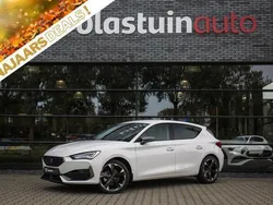 Wit Gebruikt 2023 Cupra Leon Hatchback | € 28.450 (Eerlijke prijs)