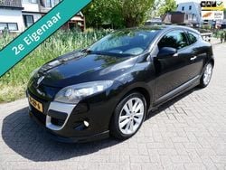 Zwart Gebruikt 2009 Renault Mégane Coupé Dynamique Coupé | € 3.595 (Eerlijke prijs)